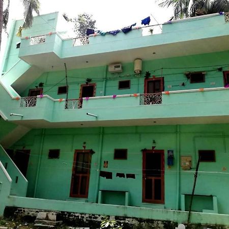 Sri Shankaraa Guest House Tiruvannāmalai Esterno foto